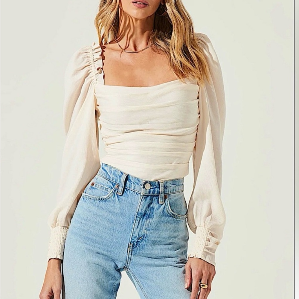 ASTR the label smocked bodice top